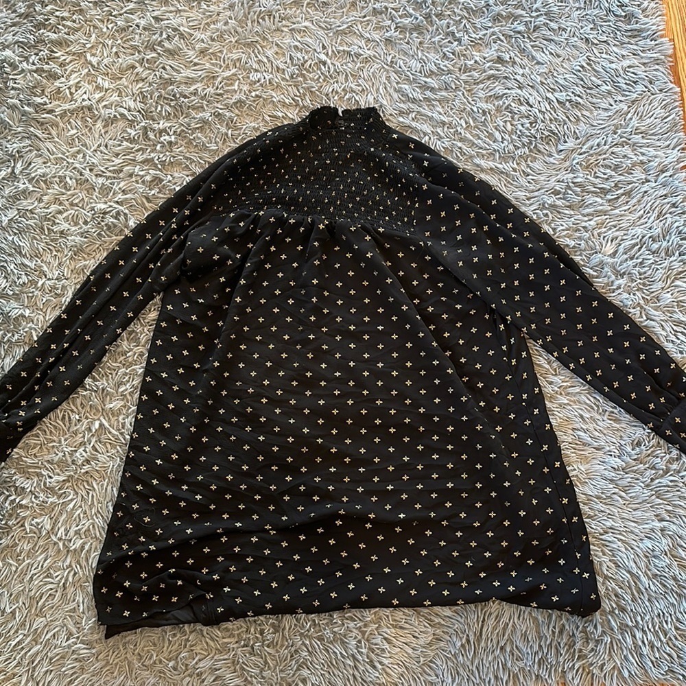 A New Day Women’s Long Sleeved Dress. Black and gold. Size L.